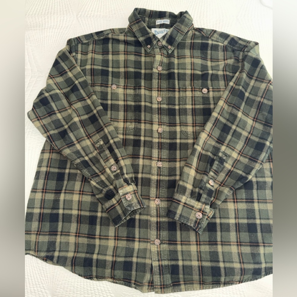 Duluth Trading Co Olive Plaid Button Down Shirt